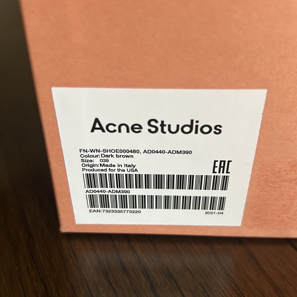Brand new acne slides , never used , true to size - Picture 3 of 3